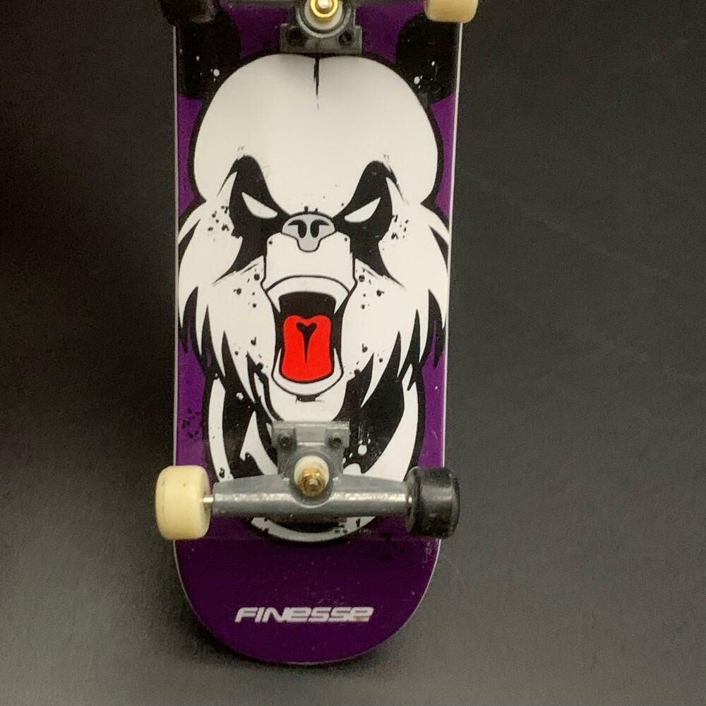 Tech Deck FINESSE Panda Fingerboard Skateboard